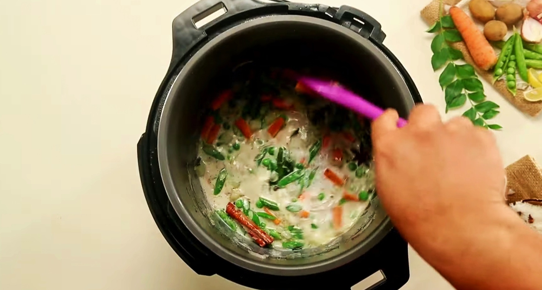 Vegetable Stew Recipe in Hindi